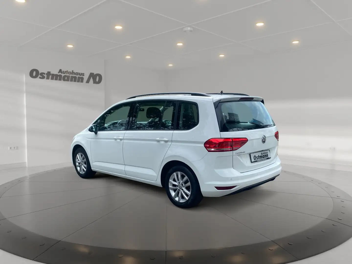Volkswagen Touran 1.5 TSI Comfortline AHK RFK STH ACC Blanco - 2