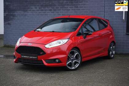 Ford Fiesta 1.6 ST2 182pk, Milltek, ST schroefset, Recaro ST