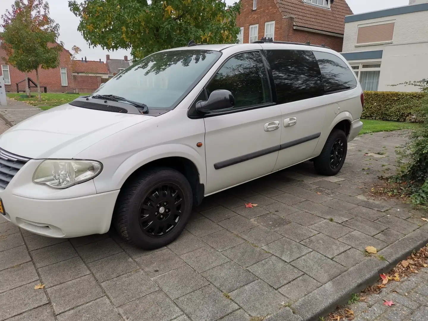 Chrysler Grand Voyager 2.8 CRD GRAND VOYAGER AUTOMAAT ZIE OMSCHRIJVING - 1