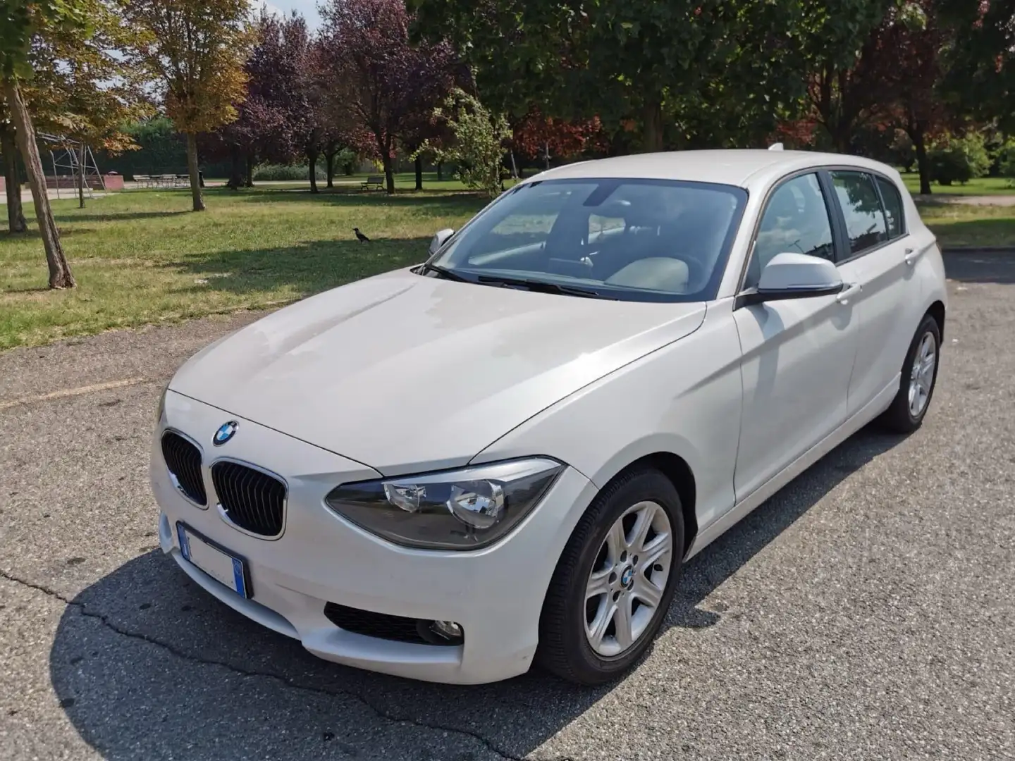 BMW 118 118d 5p Urban Bianco - 1