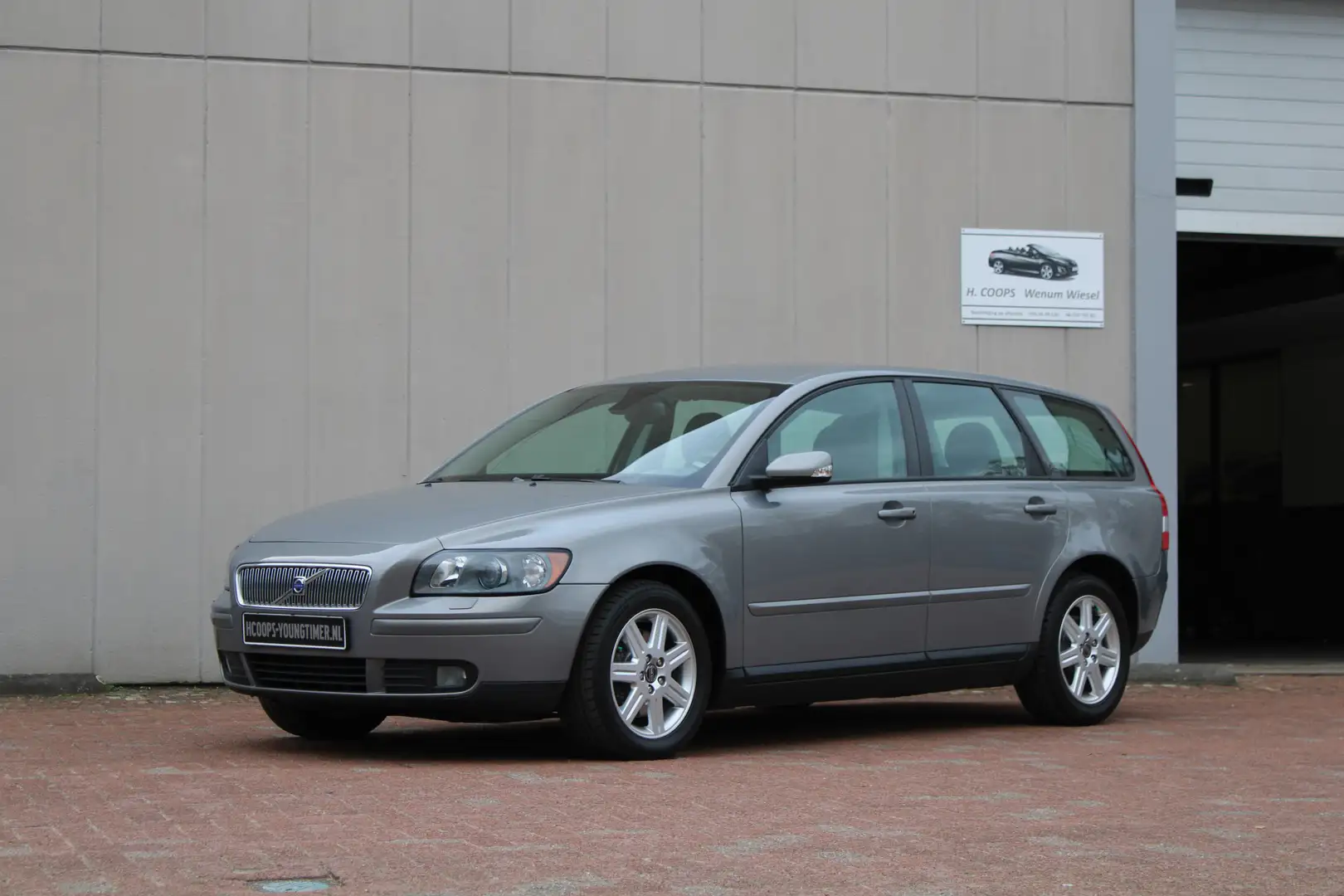 Volvo V50 2.4i Summum YOUNGTIMER incl. 21% BTW Gris - 2