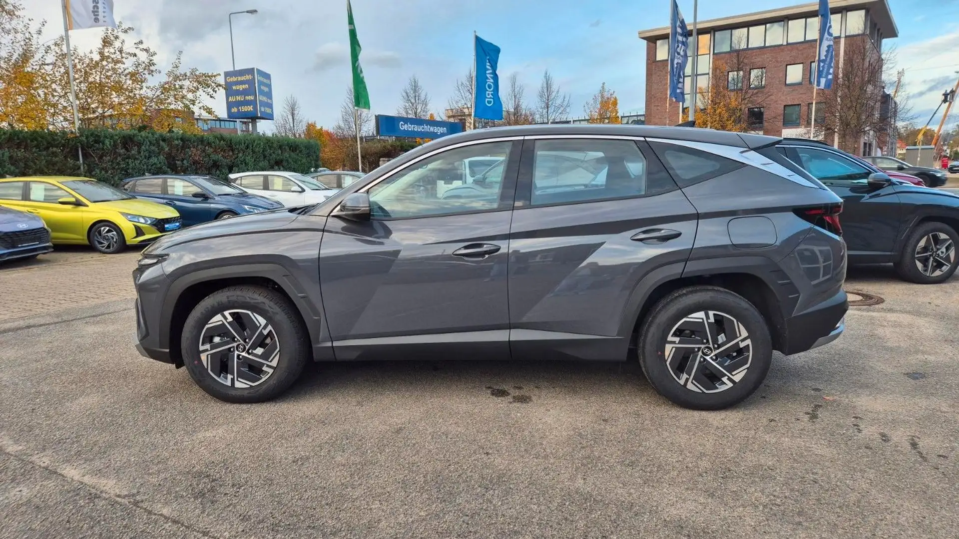 Hyundai TUCSON 1.6 T-GDI 48V Trend Grau - 2