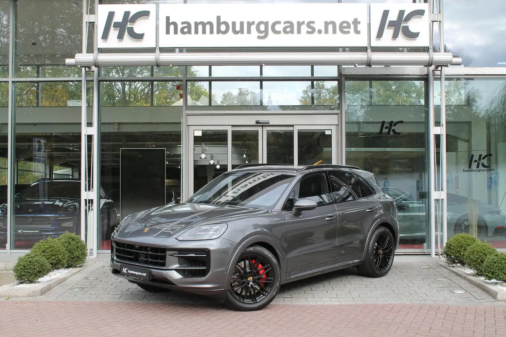Porsche Cayenne S 4.0 V8 SportDes. Stdhzg  HDMatrix InnoDrive, ... Grau - 2