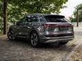 Audi Q8 e-tron 50 QUATTRO*TOIT PANO*SUSPENSION PNEUMATIQUE*SIEGE MEMOIRE*CAR PLAY Silber - thumbnail 6