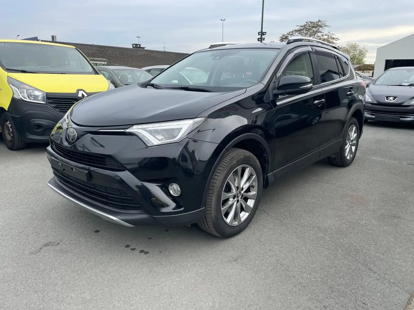 Toyota RAV 4 RAV4 2.0 D-4D 2WD Lounge Zwart - 1