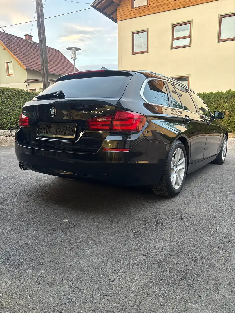 BMW 525 525d xDrive Touring F11 N47 Schwarz - 2