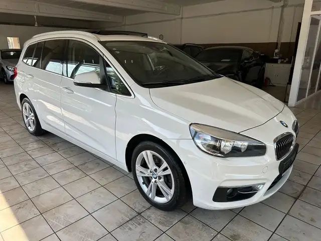 BMW 220 BMW 220 d Gran Tourer Luxury Line 7 Sitze Leder