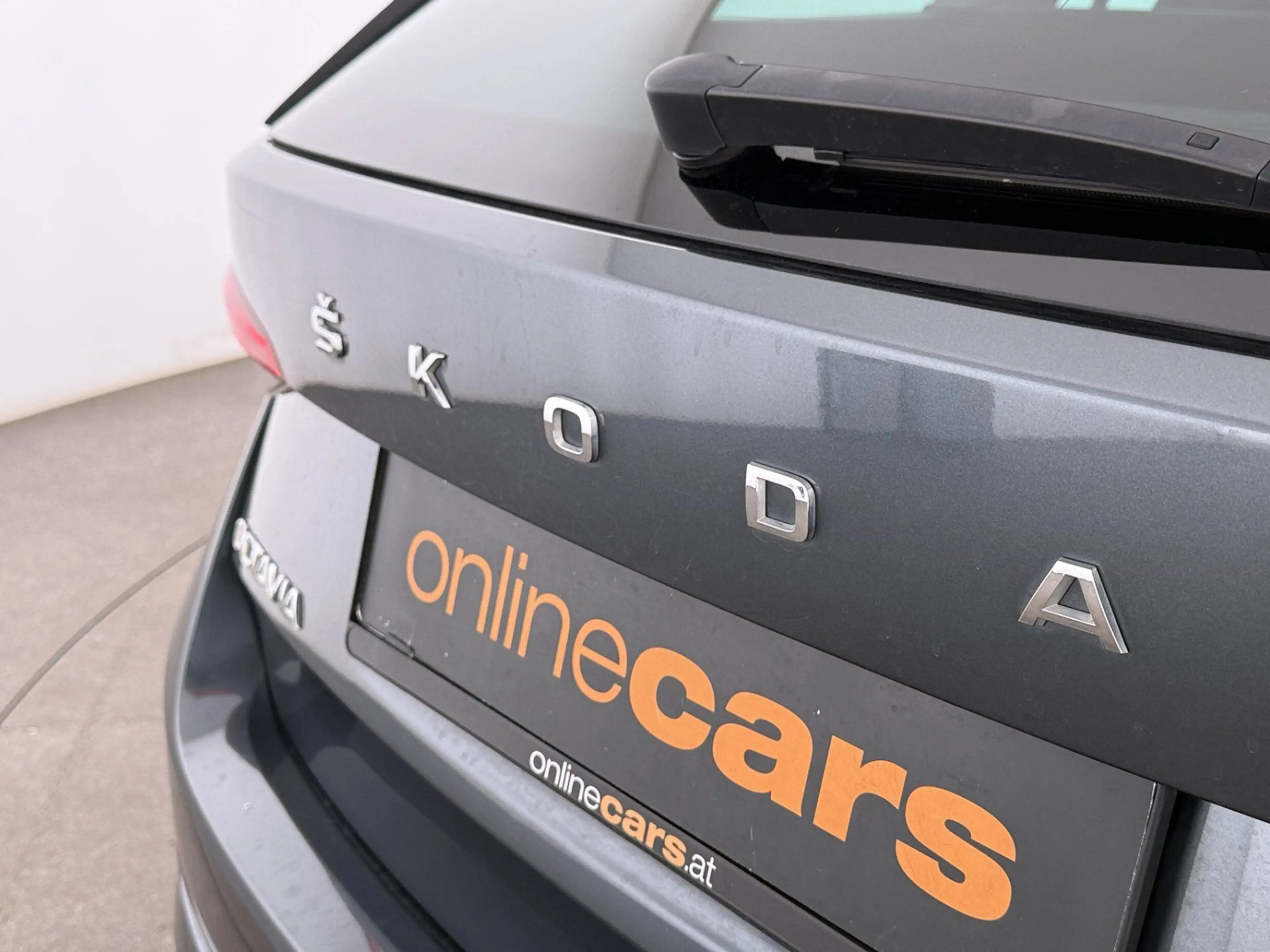Skoda Octavia Combi 1.4 TSI Style PHEV Aut MATRIX RADAR — photo 10
