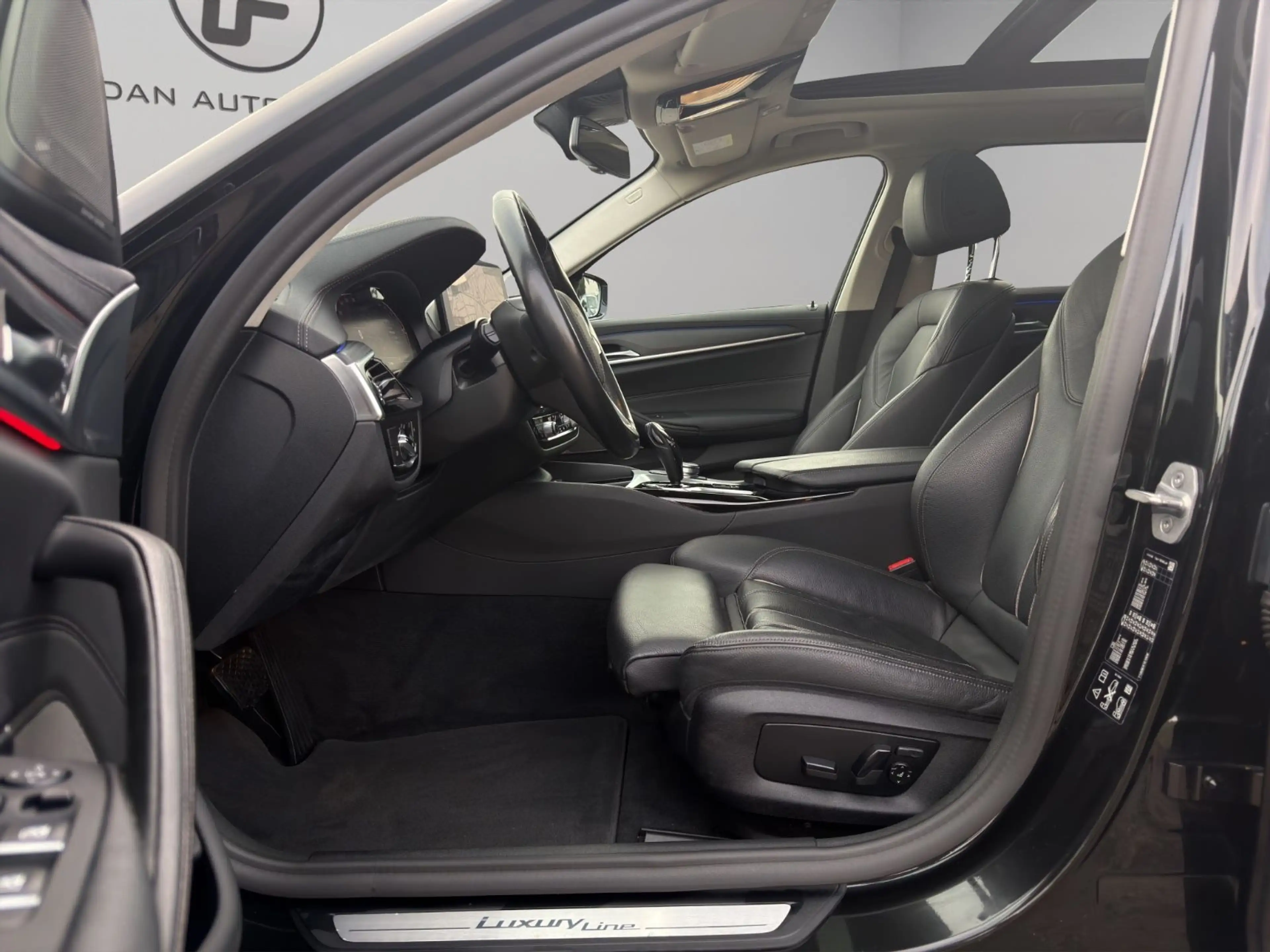 BMW 530 d xDrive*Laser*SoftClose*Live*Pano*HUD*H&K — photo 9