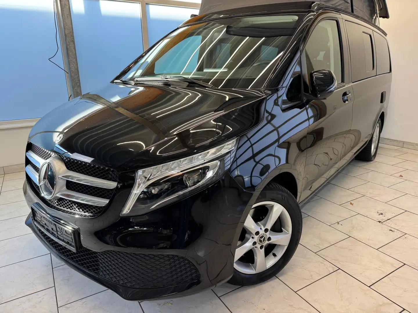 Mercedes-Benz V 250 V250d Marco Polo - LED/AHK/Kamera/Küche/Markiese Schwarz - 2