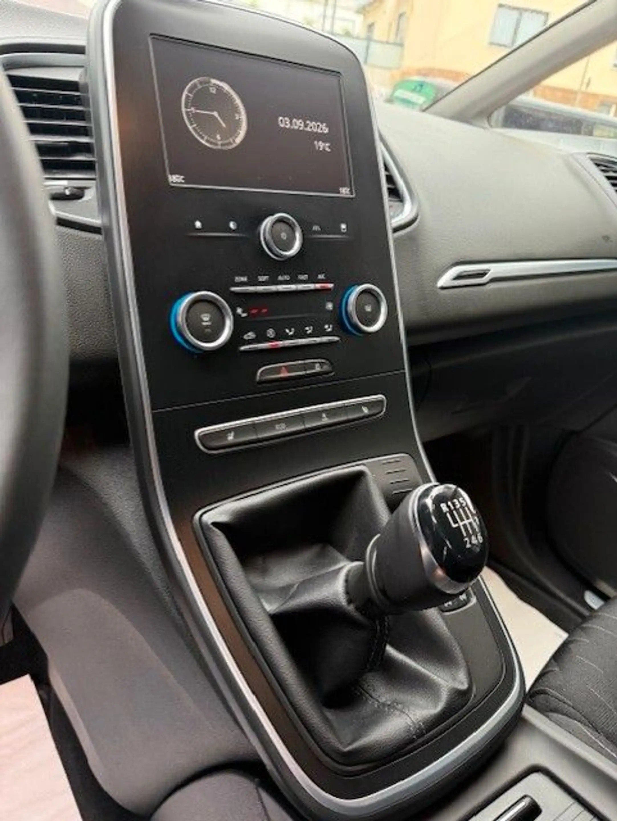 Renault Scenic IV Limited*NAVI*KLIMAAUT*KYLS*TEMP*1HAND — photo 14