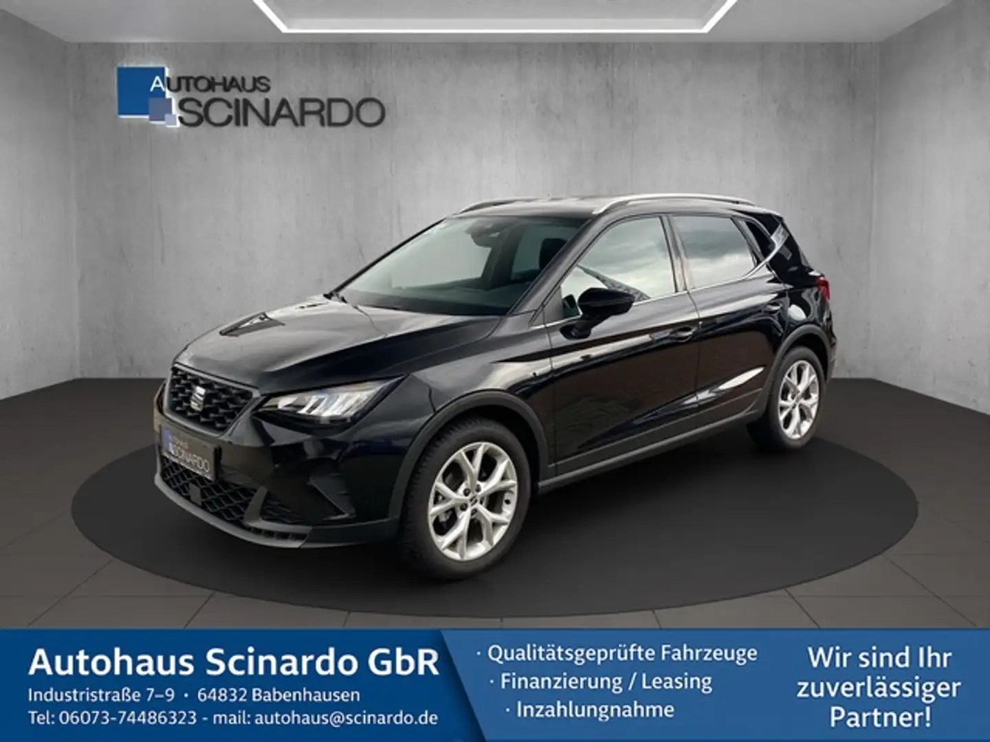SEAT Arona 1.0 TSI FR *Navi*LED*Virtual Cockpit*PDC Zwart - 1