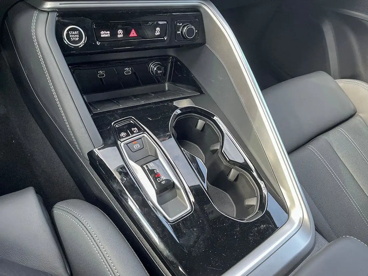 Audi Q5 снимка Audi Q5