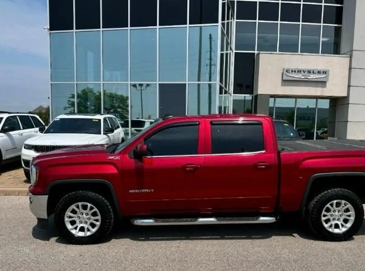 GMC Sierra 1500 снимка GMC Sierra 1500