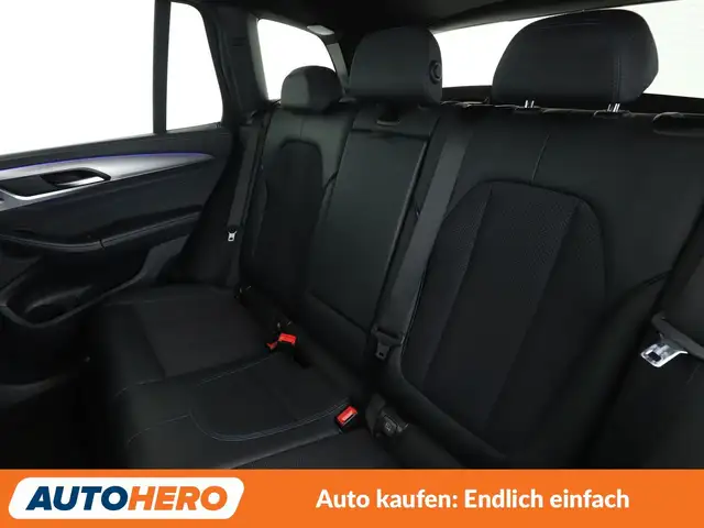 BMW X3 view 14