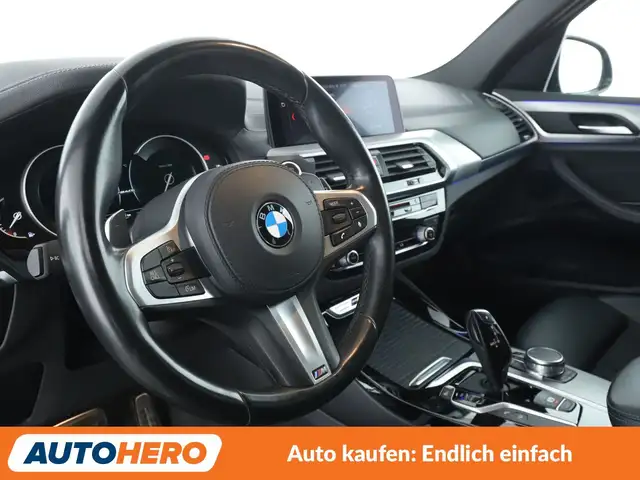 BMW X3 view 11