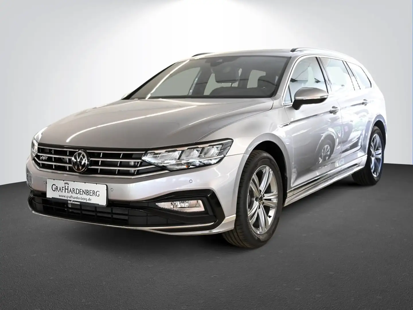 Volkswagen Passat Var 1.5 TSI Automatik Business Silber - 1