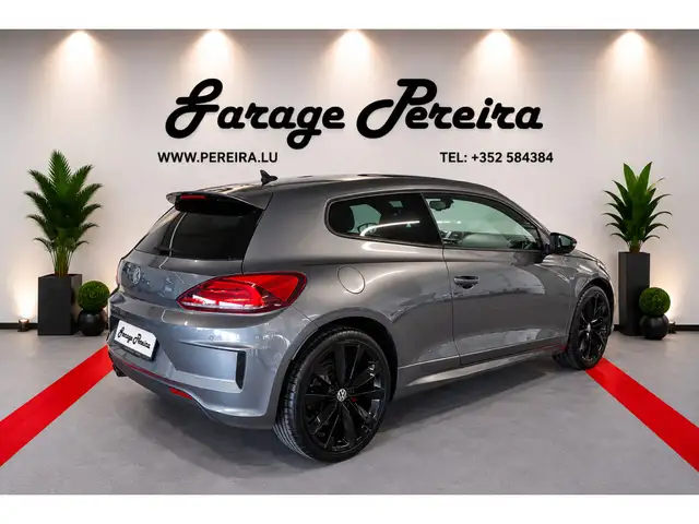 Volkswagen Scirocco view 3