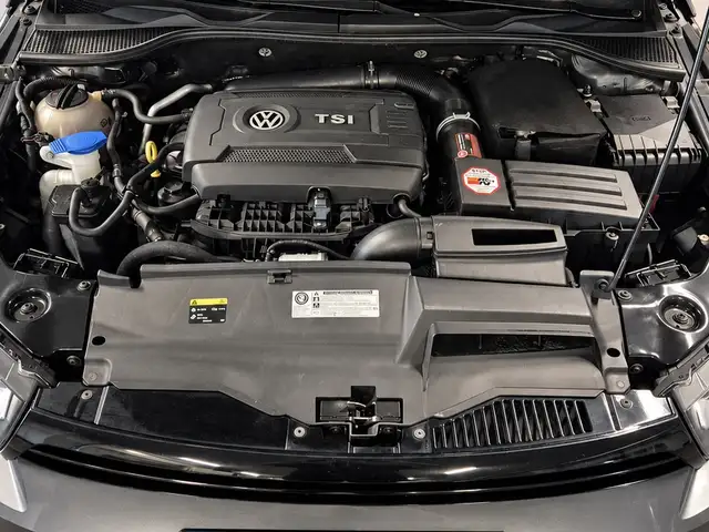 Volkswagen Scirocco view 11