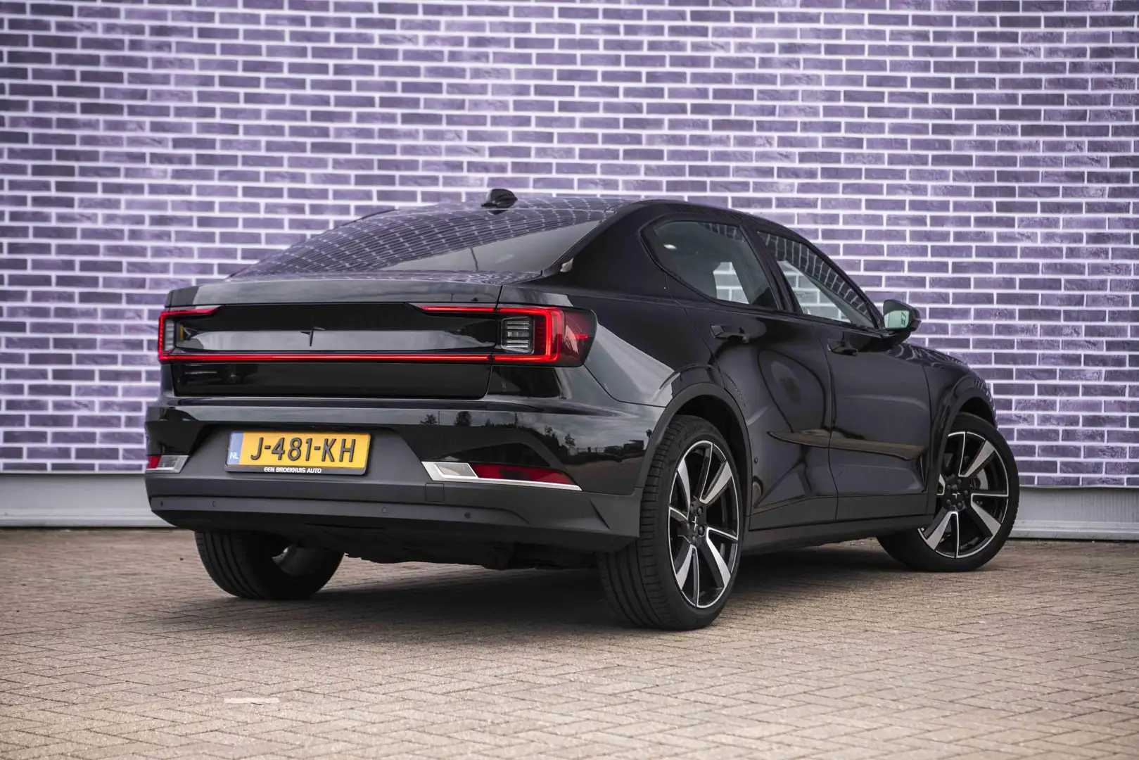 Polestar 2 Long Range Dual Motor Launch Edition 78kWh | AWD | Nero - 2