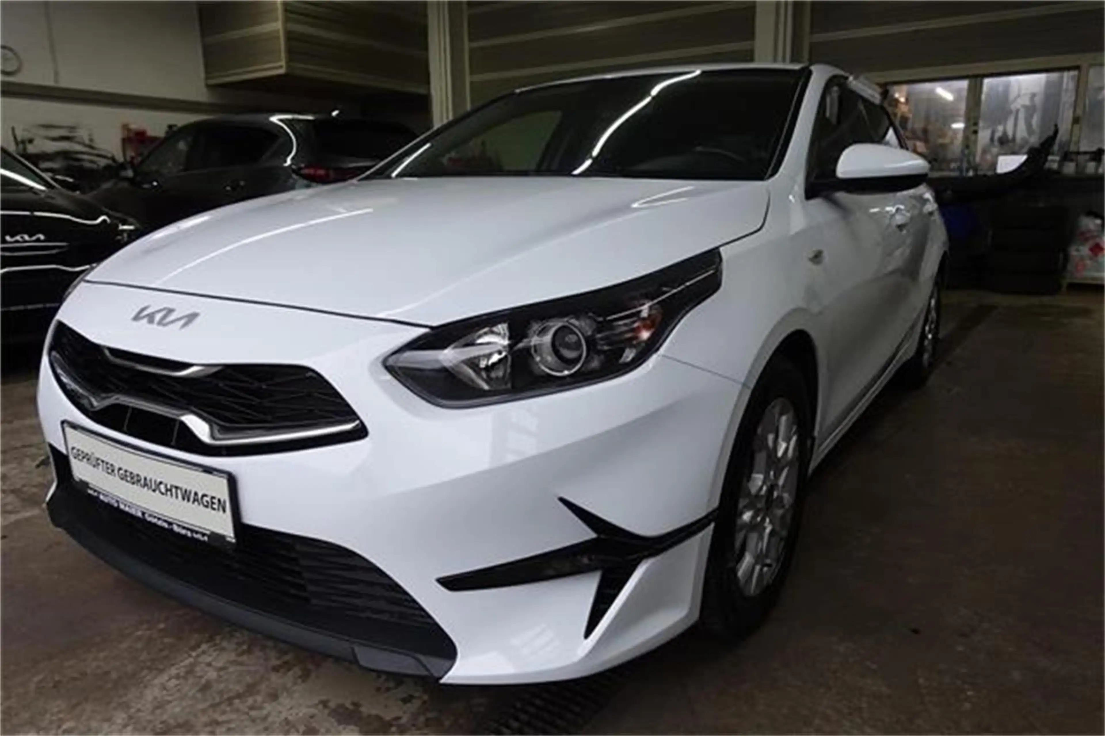Kia Ceed / cee'd ceed 1,0 T-GDI GPF Silber