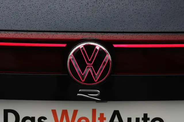 Volkswagen Touareg R eHybrid TSI 4MOTION Ansicht 9