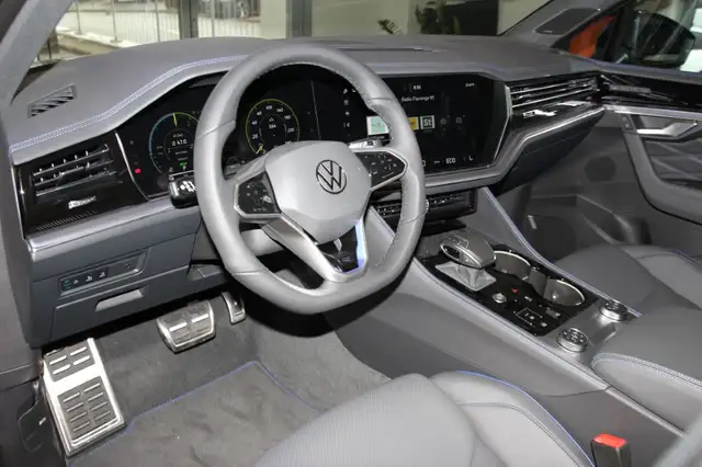 Volkswagen Touareg R eHybrid TSI 4MOTION Ansicht 15