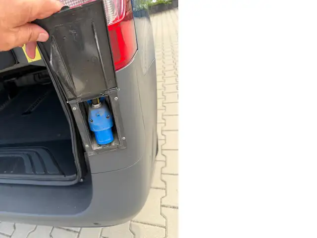 Mercedes-Benz Vito view 10
