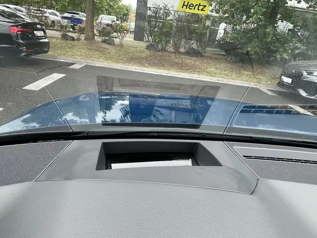 Audi S7 view 25