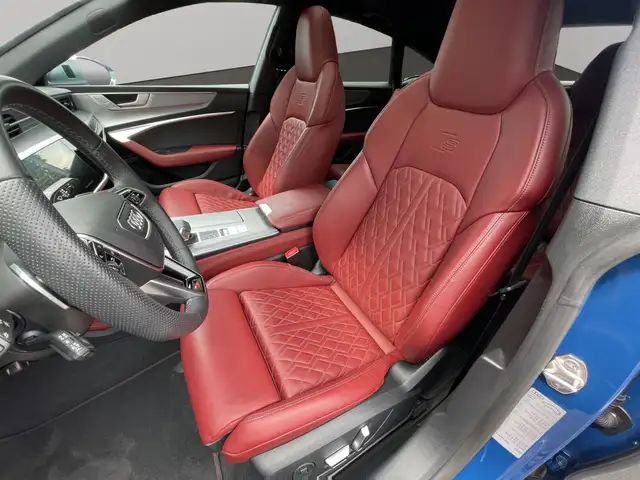 Audi S7 view 11