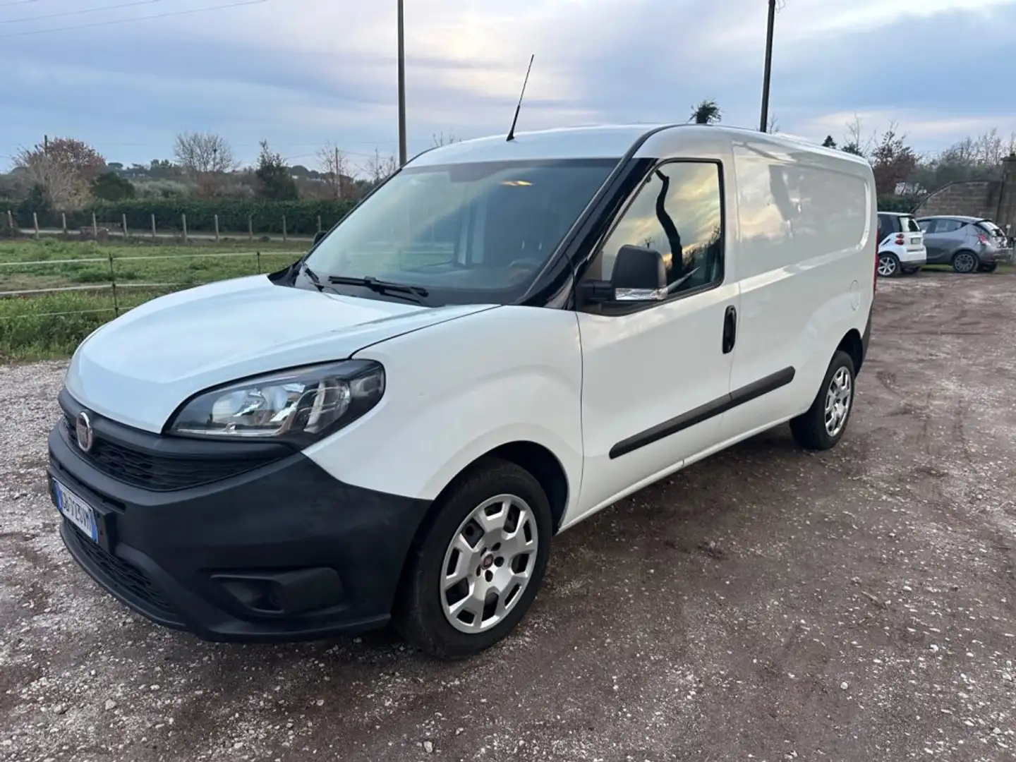 Fiat Doblo Doblò 3 POSTI CARGO Maxi Lounge Bianco - 1