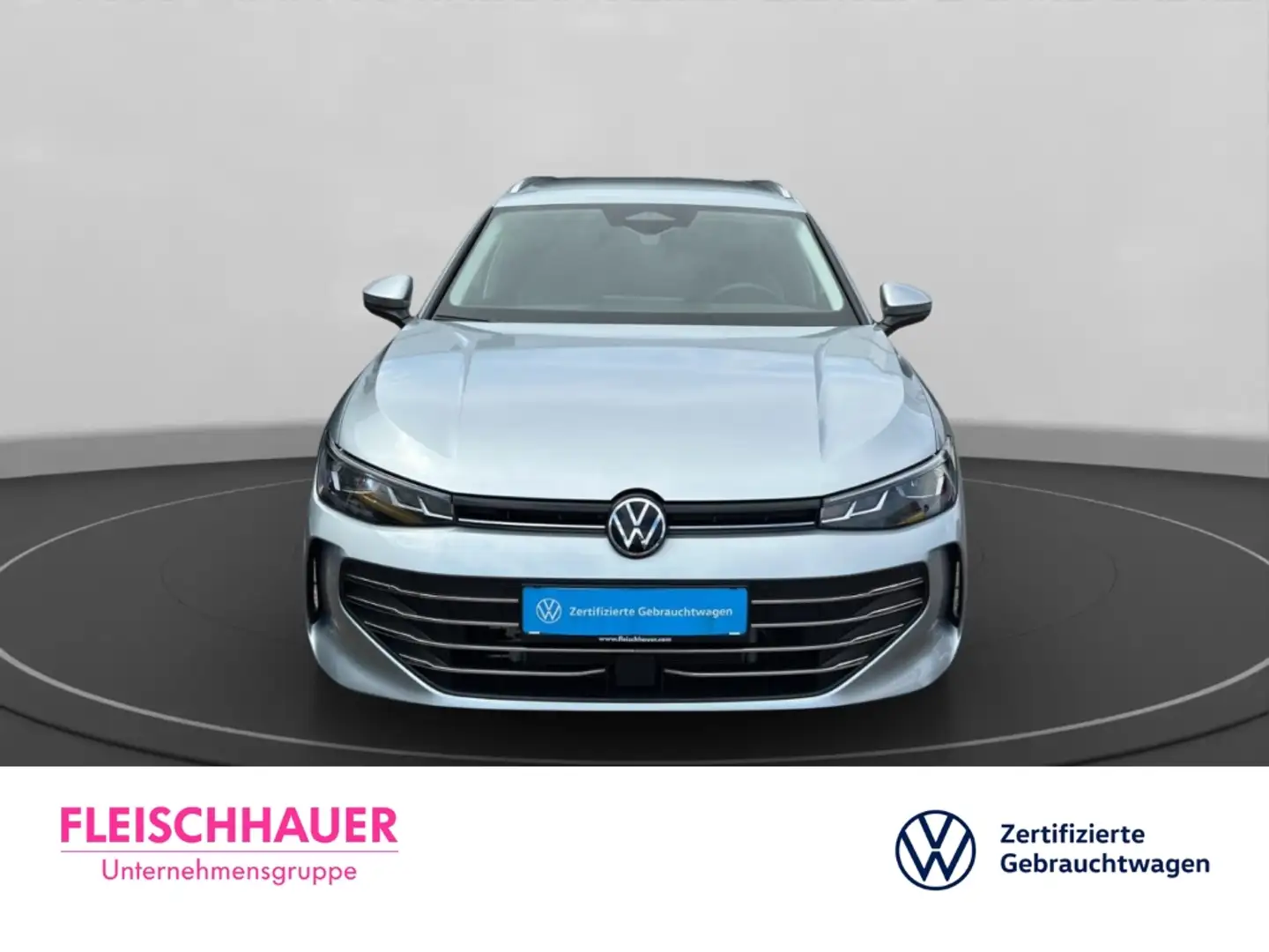 Volkswagen Passat 1.5 TSI eHybrid  Business AHK+CarPlay+Navi+ACC Silber - 2