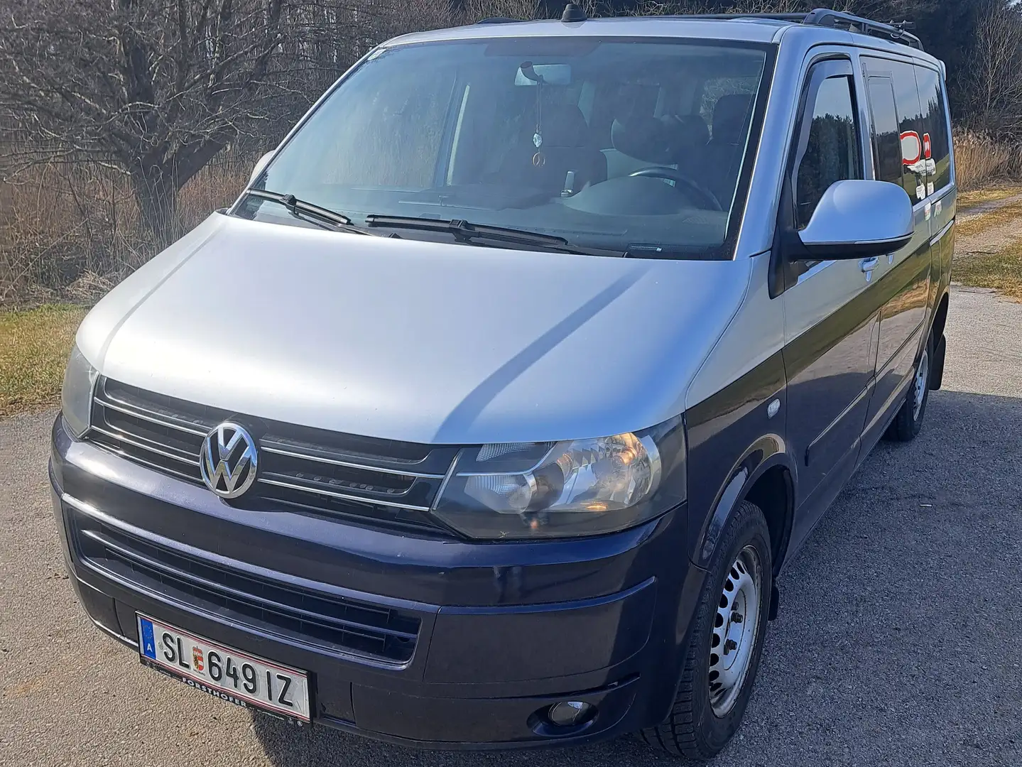 Volkswagen T5 Multivan Multivan+Highline+2,5+TDI+4motion+Highline Grijs - 1