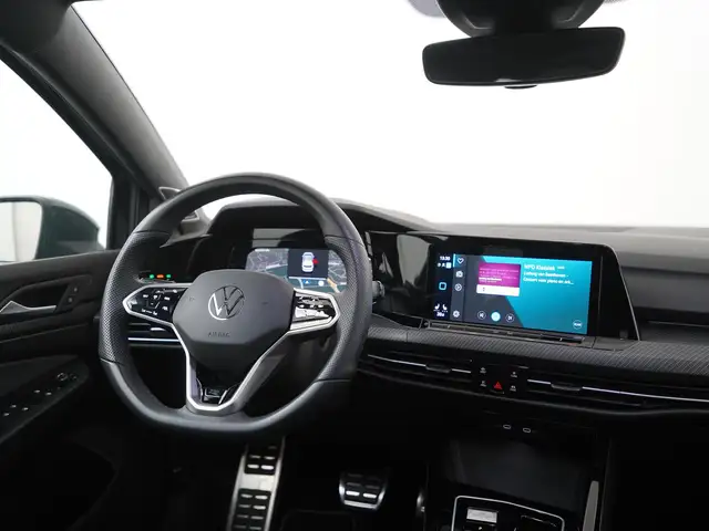 Volkswagen Golf view 6