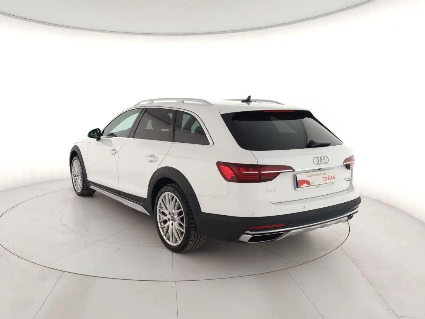 Audi A4 allroad 40 TDI 204 CV S tronic Business Evolution Bianco - 2