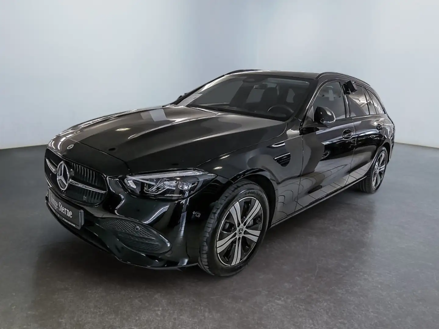 Mercedes-Benz C 300 e T // AVANTGARDE NIGHT AHK KAMERA SPUR Schwarz - 2