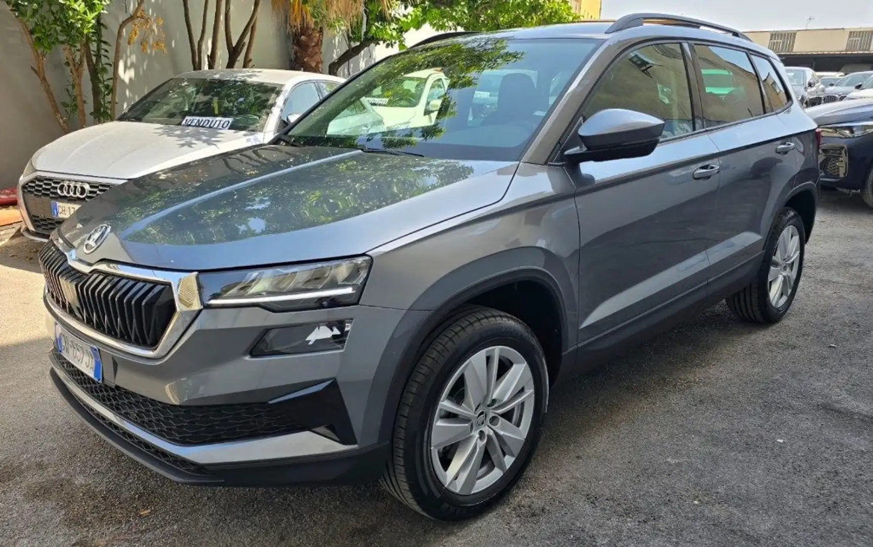 Skoda Karoq 2.0 TDI SCR DSG Executive - 3.800 KM! Grigio - 1
