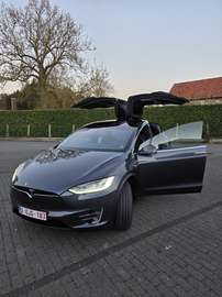 🚗 Tesla Model X 90D – 2017 | 148.954 km |