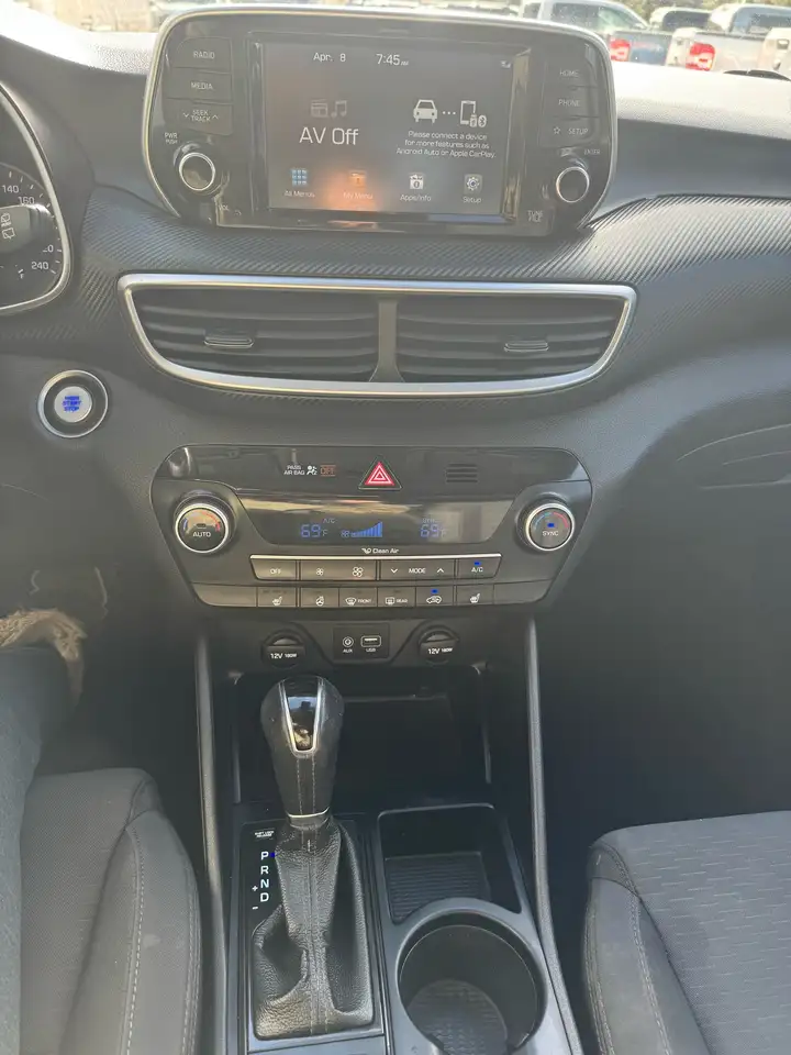 Hyundai TUCSON снимка Hyundai TUCSON