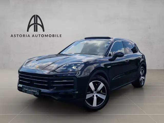 Porsche Cayenne main image