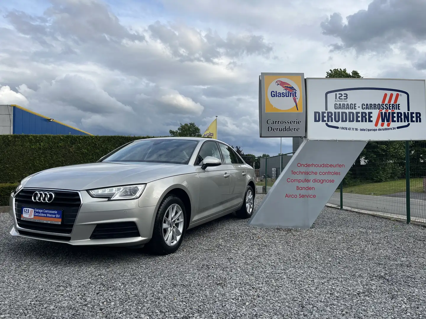 Audi A4 2.0 TDI design - 1