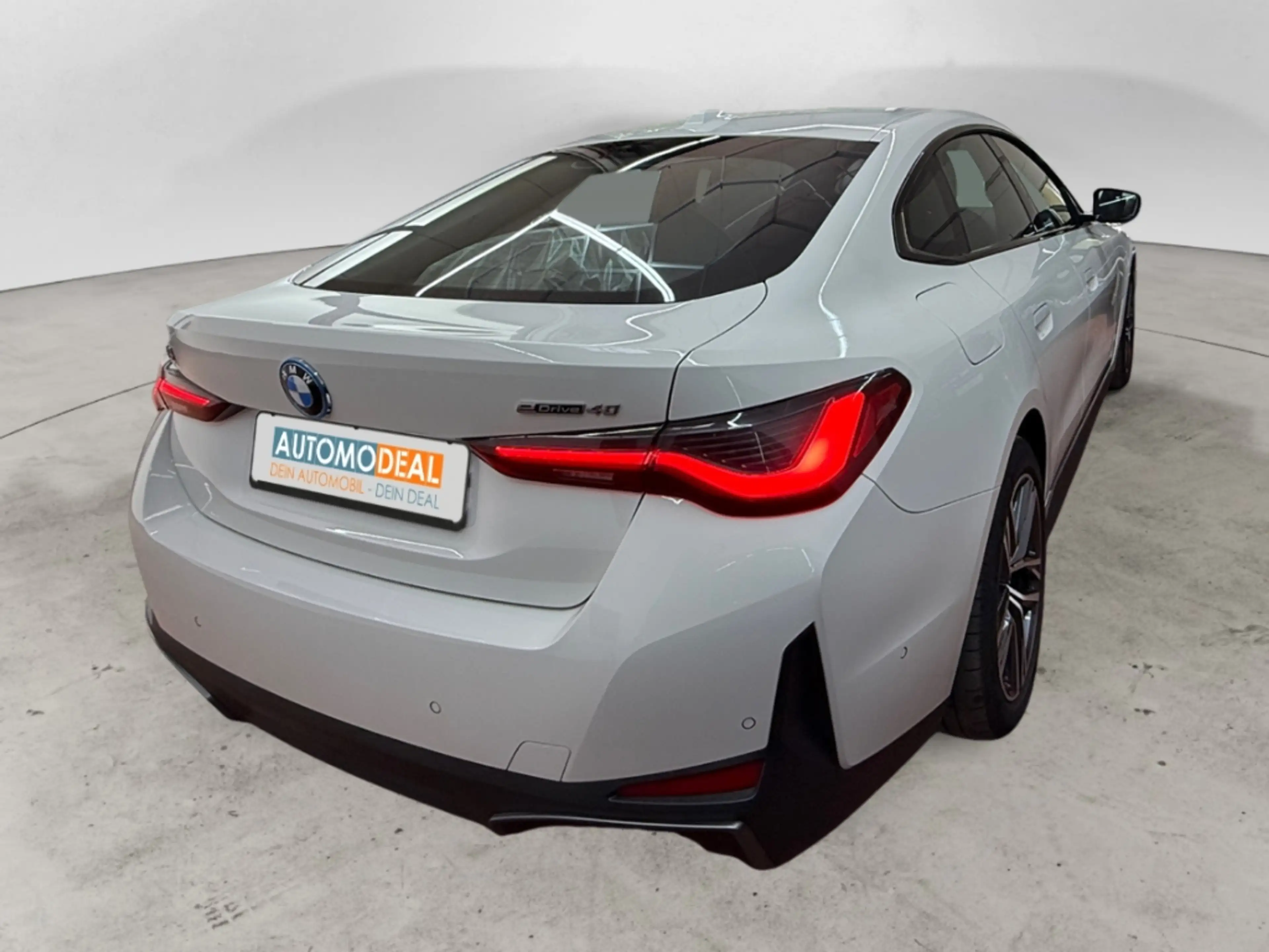 BMW i4 eDrive Gran Coupe B-ZERT AUTOMATIK NAV LED DIG-DIS — photo 5