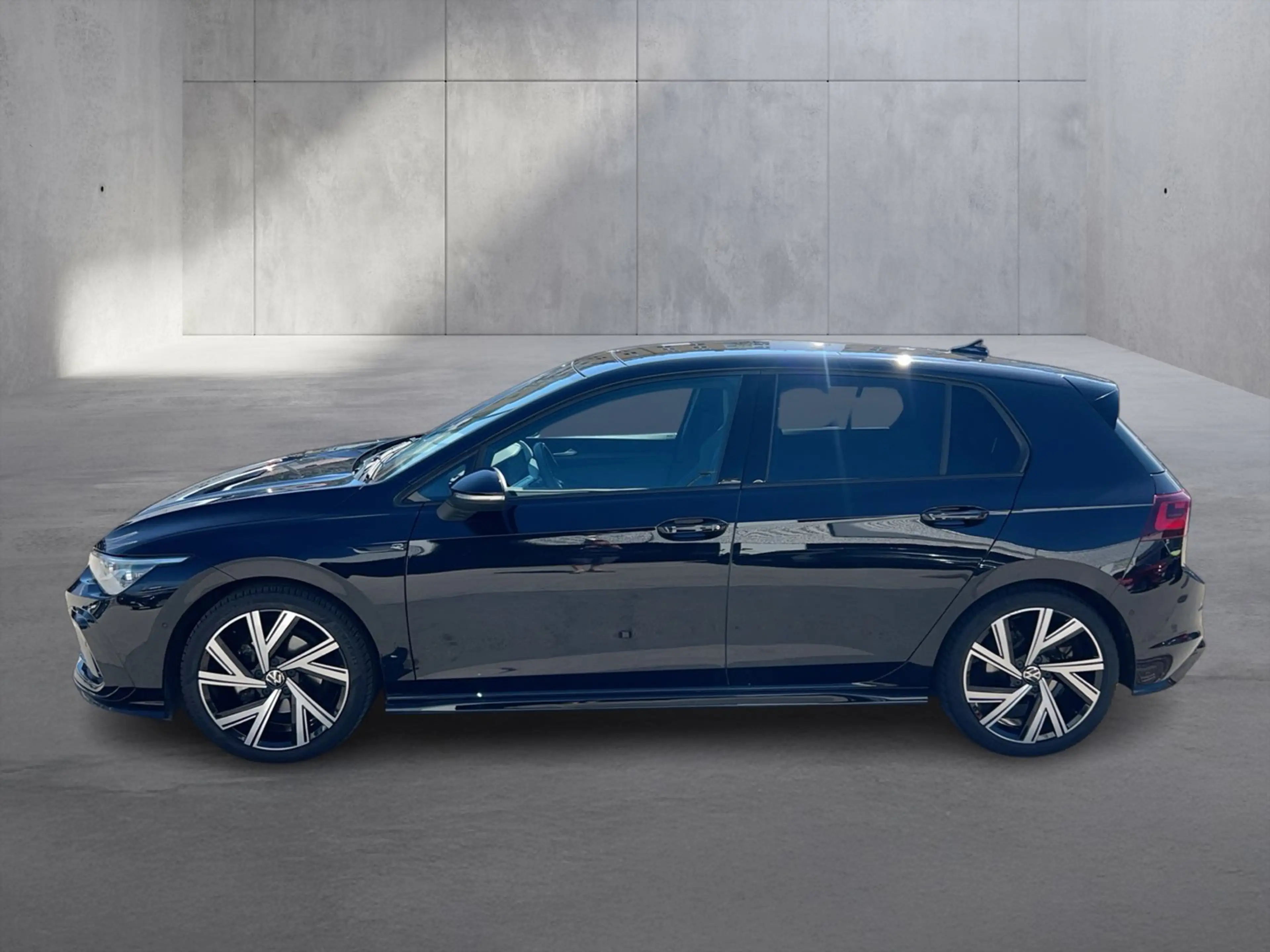 Volkswagen Golf R R-Line TSI — photo 2