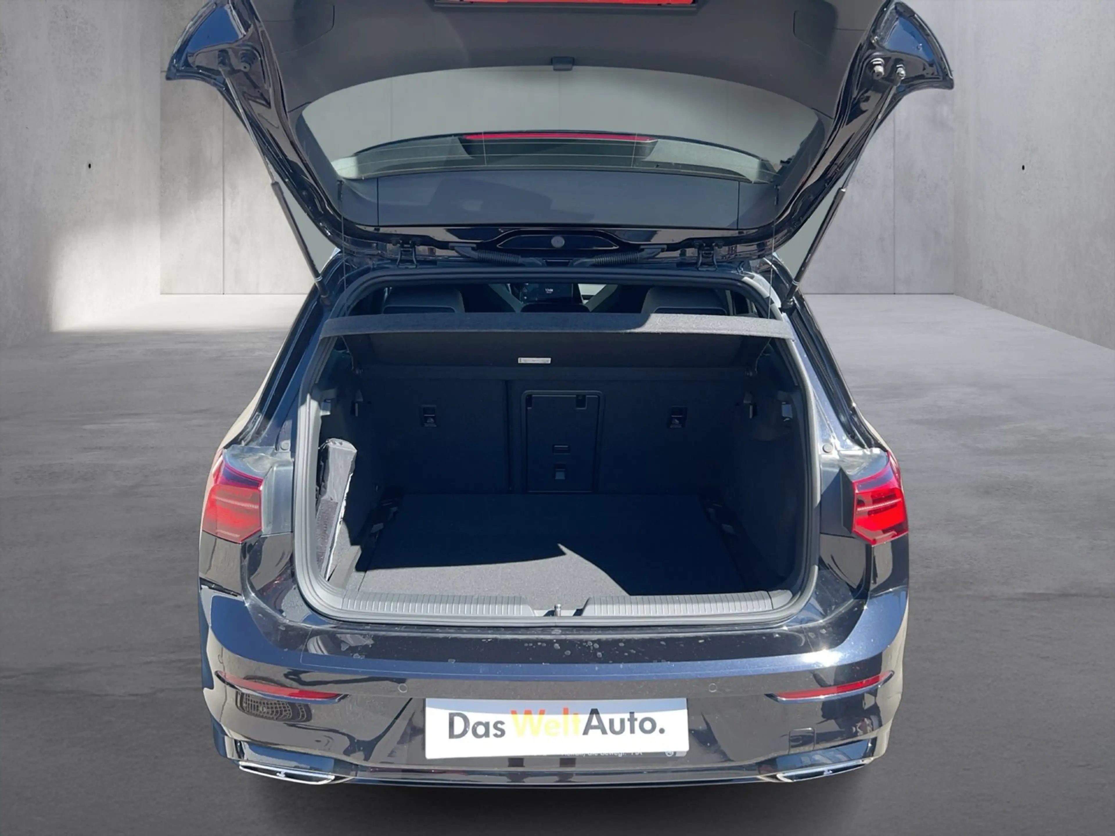 Volkswagen Golf R R-Line TSI — photo 13