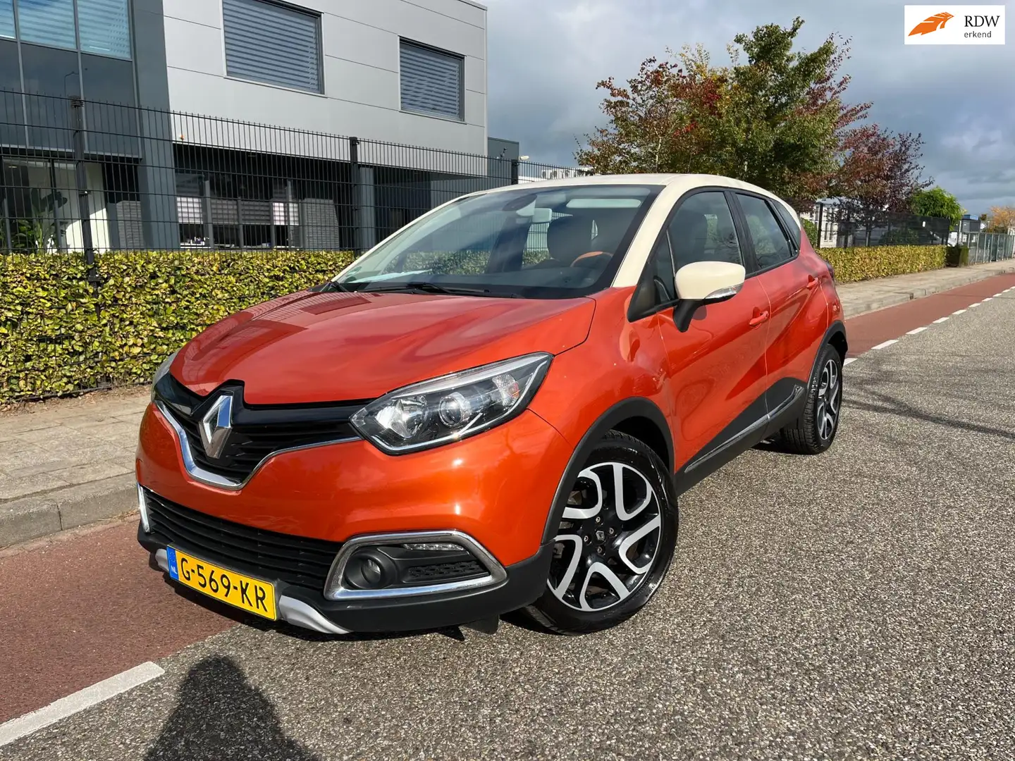 Renault Captur 1.2 TCe Dynamique Achterruitrijcamera Navigatie Cr Oranje - 1