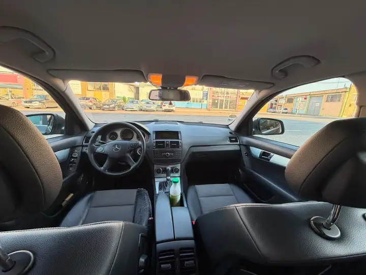 Mercedes-Benz Clase C 2008, foto 9
