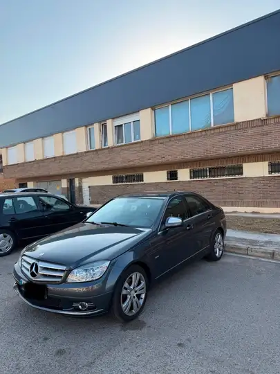 Mercedes-Benz Clase C 2008, foto 7