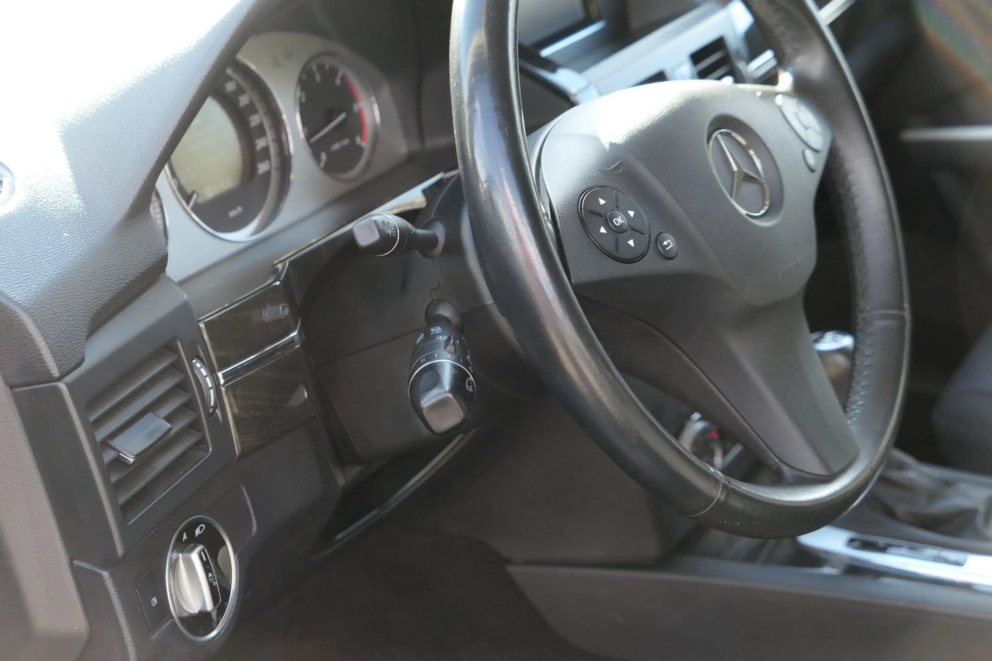 Mercedes-Benz GLK 220 CDI BlueEfficiency 4Matic PDC/Tempomat — photo 10
