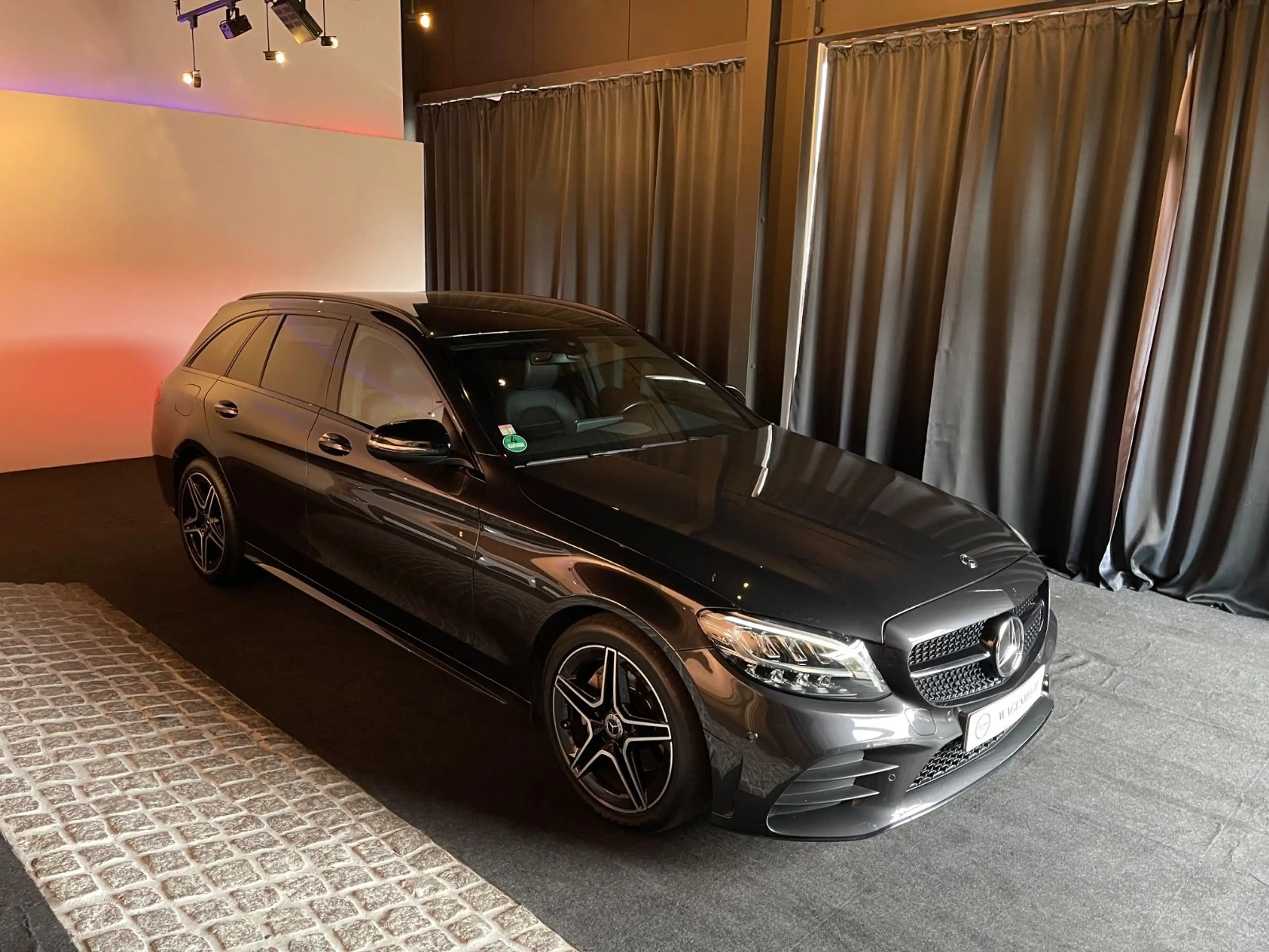 Mercedes-Benz C 220 T-Modell C 220 d AMG Line | Widescreen | Night — photo 13