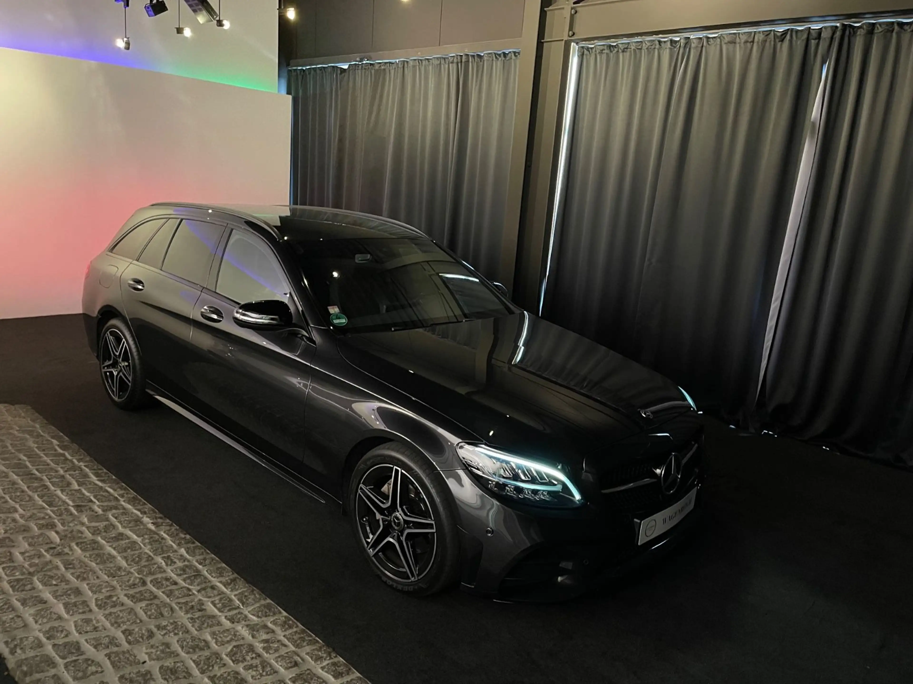 Mercedes-Benz C 220 T-Modell C 220 d AMG Line | Widescreen | Night — photo 15